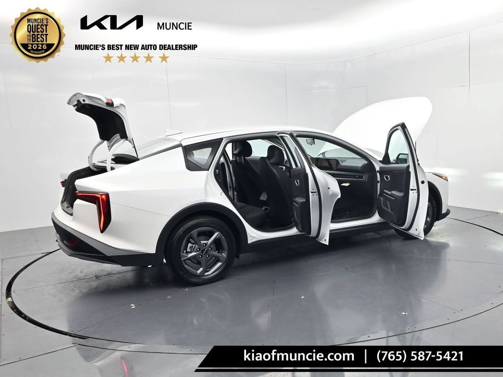 2026 Kia K4 LXS