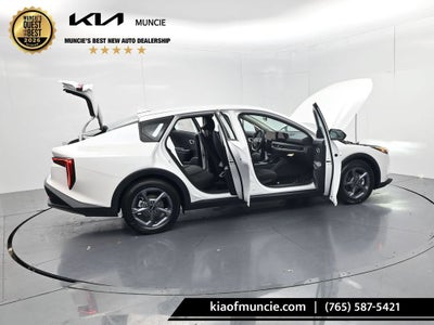 2026 Kia K4 LXS