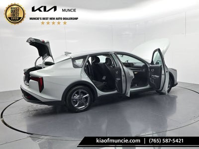 2026 Kia K4 LXS