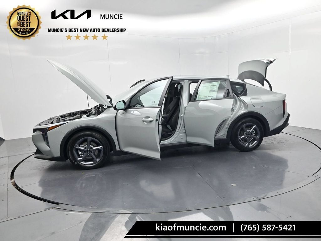 2026 Kia K4 LXS