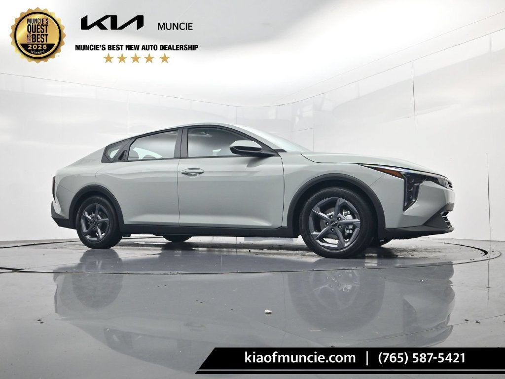 2026 Kia K4 LXS