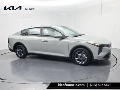 2026 Kia K4 LXS