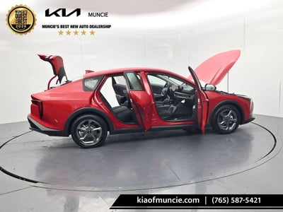 2026 Kia K4 LXS