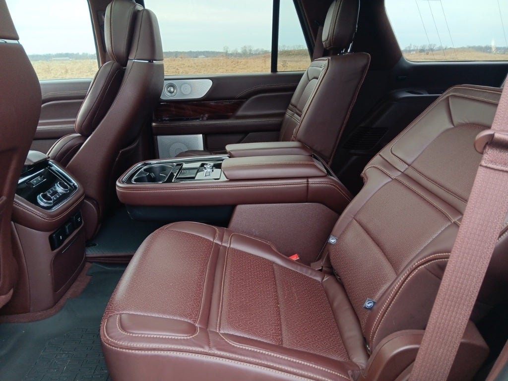 2018 Lincoln Navigator Black Label