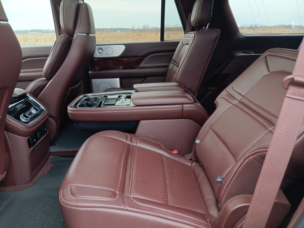 2018 Lincoln Navigator Black Label