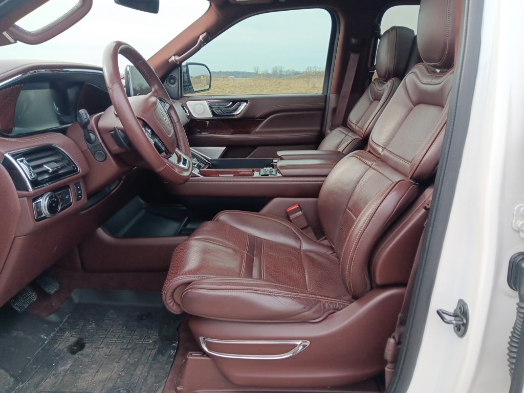 2018 Lincoln Navigator Black Label