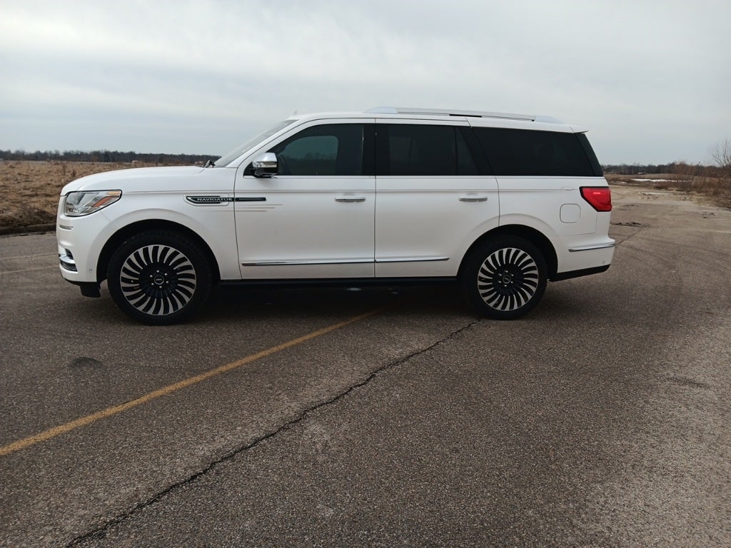 2018 Lincoln Navigator Black Label