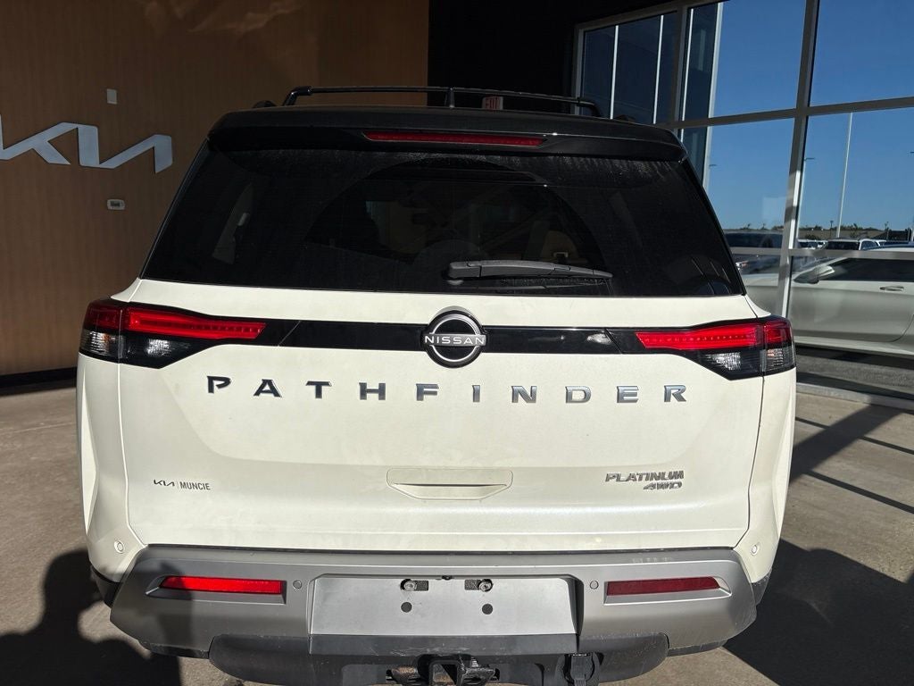 2022 Nissan Pathfinder Platinum