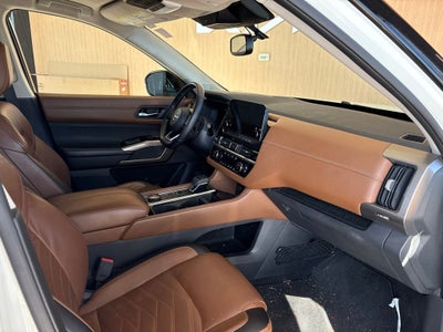 2022 Nissan Pathfinder Platinum