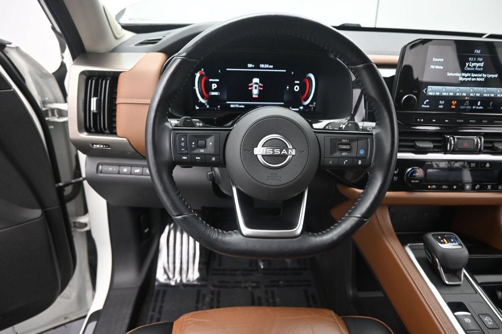 2022 Nissan Pathfinder Platinum