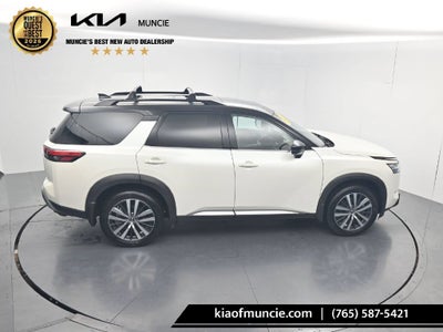 2022 Nissan Pathfinder Platinum