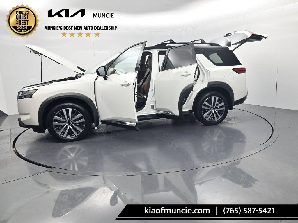 2022 Nissan Pathfinder Platinum