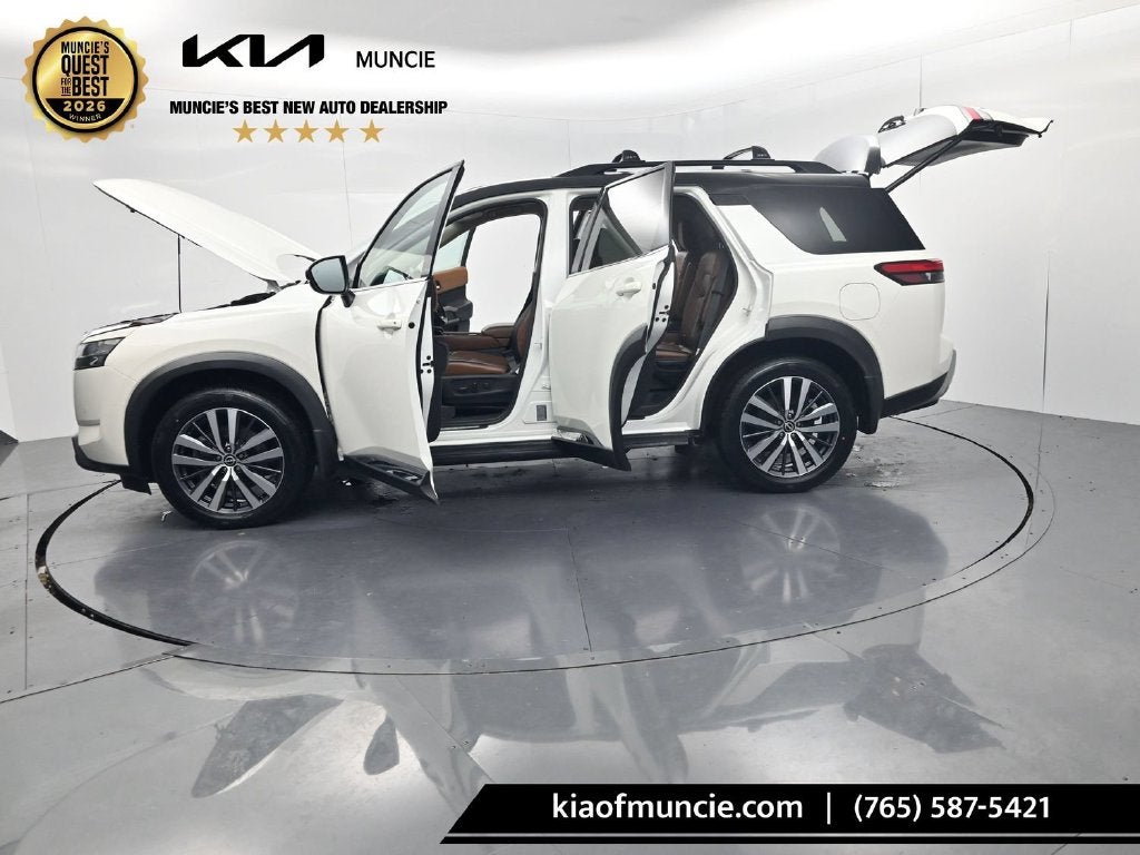 2022 Nissan Pathfinder Platinum