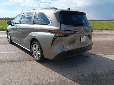 2026 Toyota Sienna XLE 7 Passenger