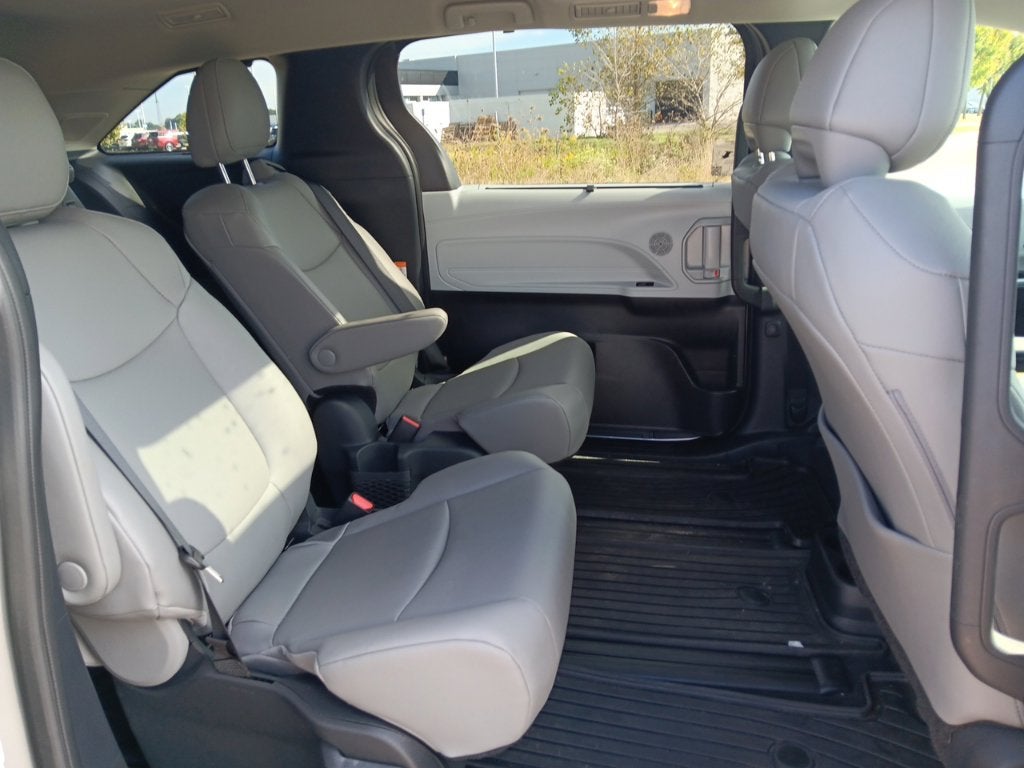 2026 Toyota Sienna XLE 7 Passenger