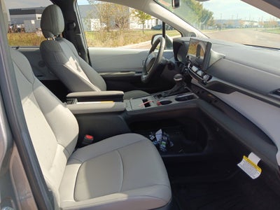 2026 Toyota Sienna XLE 7 Passenger