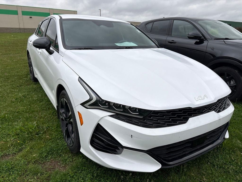 2023 Kia Optima GT-Line AWD's photo
