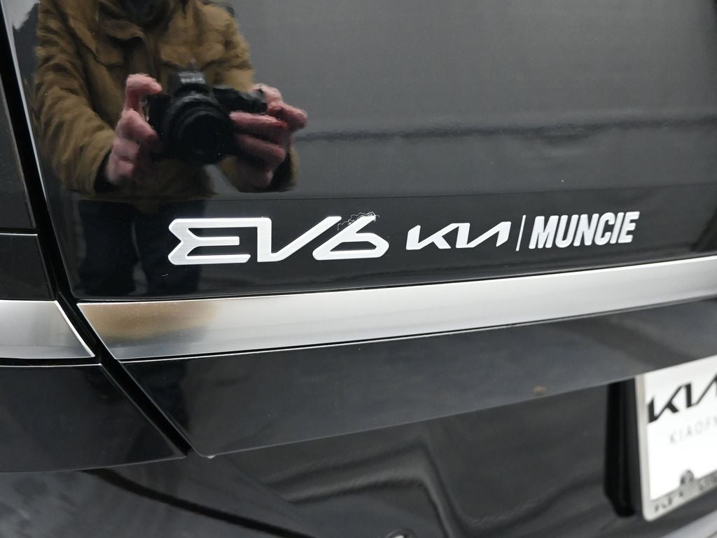 2025 Kia EV6 Wind