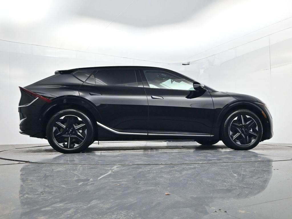 2025 Kia EV6 Wind