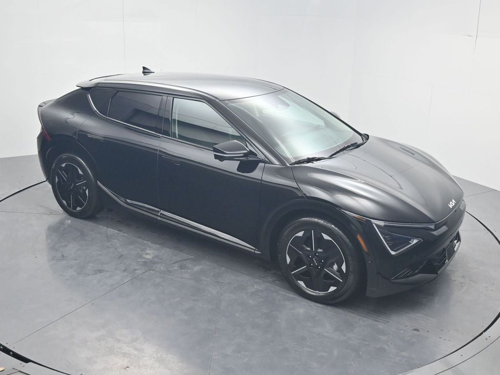 2025 Kia EV6 Wind