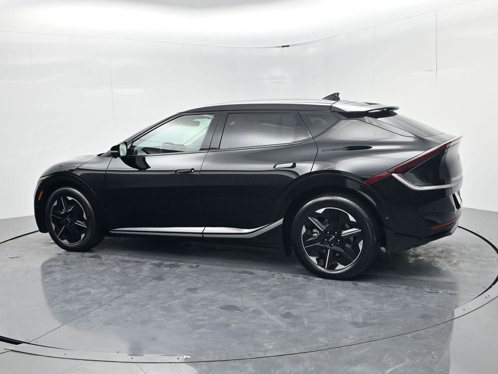 2025 Kia EV6 Wind