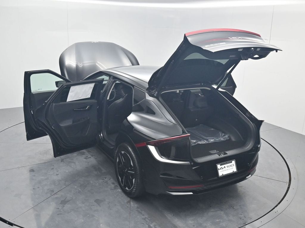 2025 Kia EV6 Wind