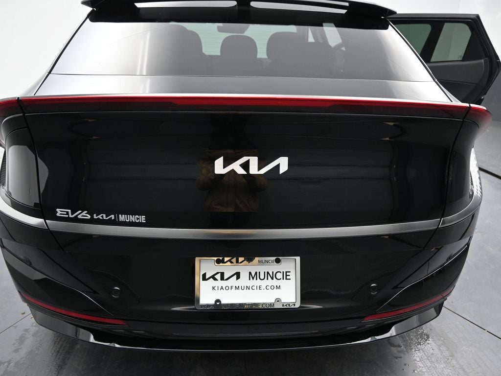 2025 Kia EV6 Wind