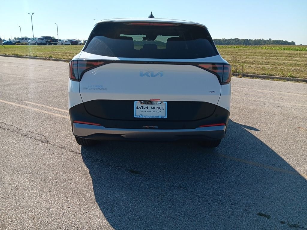 2027 Kia Sportage LX
