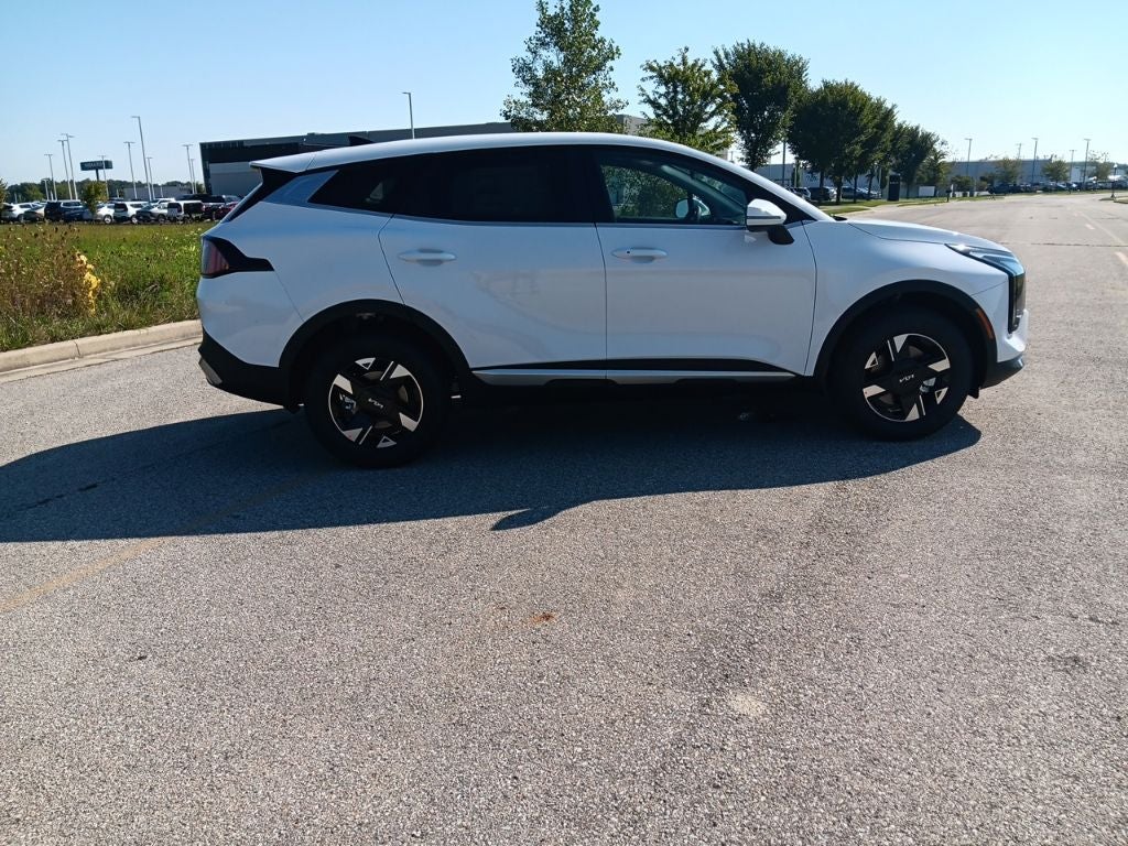 2027 Kia Sportage LX