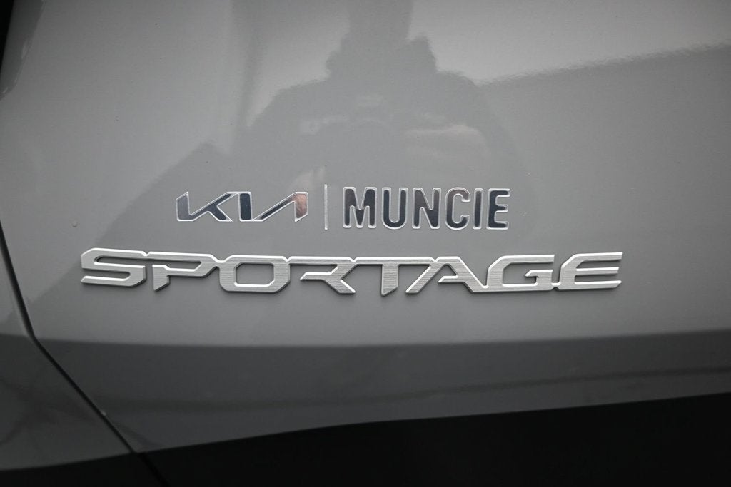 2027 Kia Sportage EX