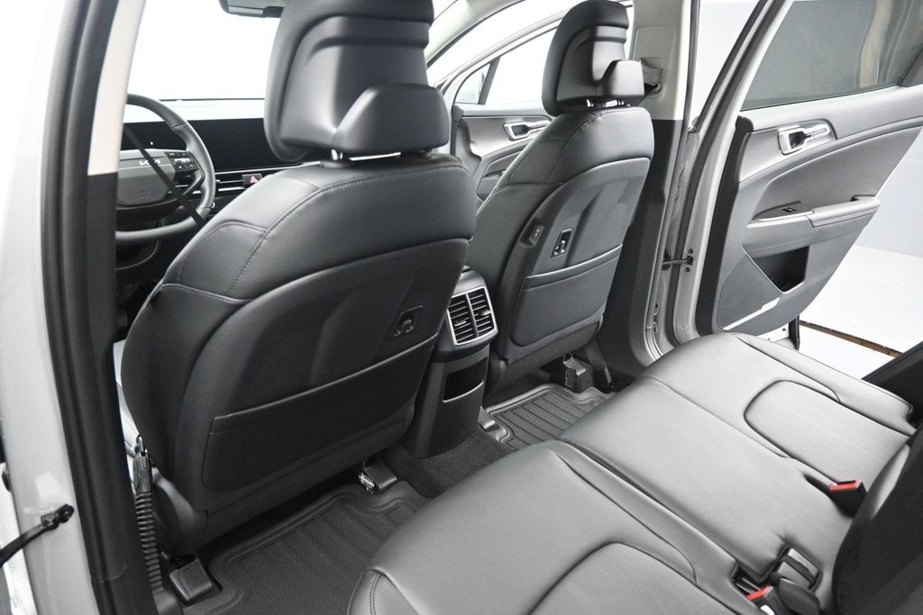 2027 Kia Sportage EX