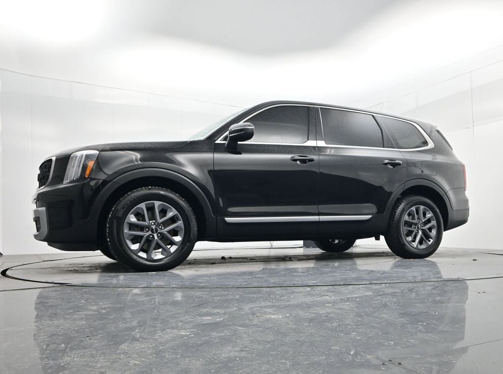 2023 Kia Telluride LX