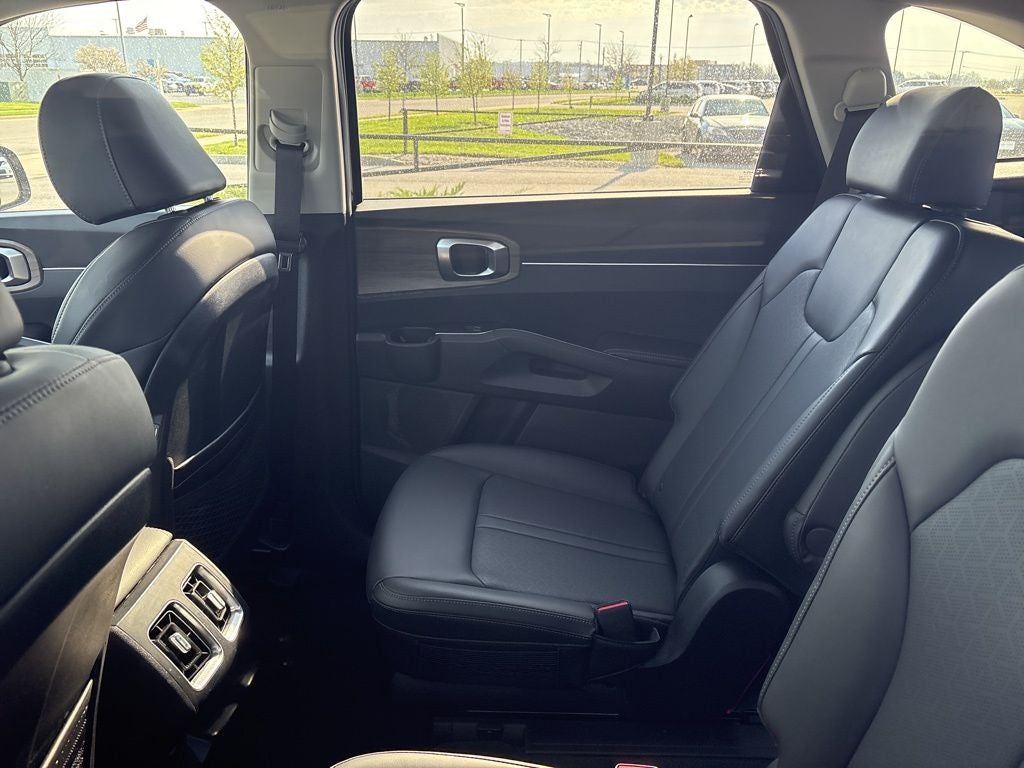 2023 Kia Sorento EX