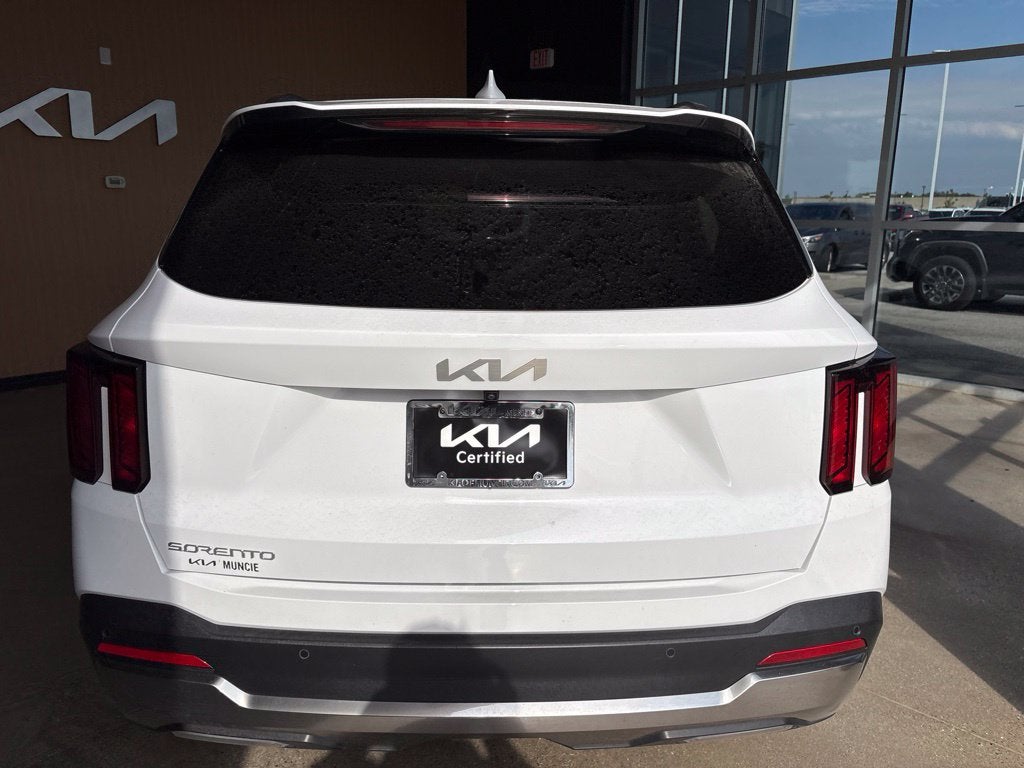2025 Kia Sorento S