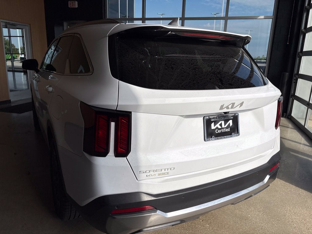 2025 Kia Sorento S