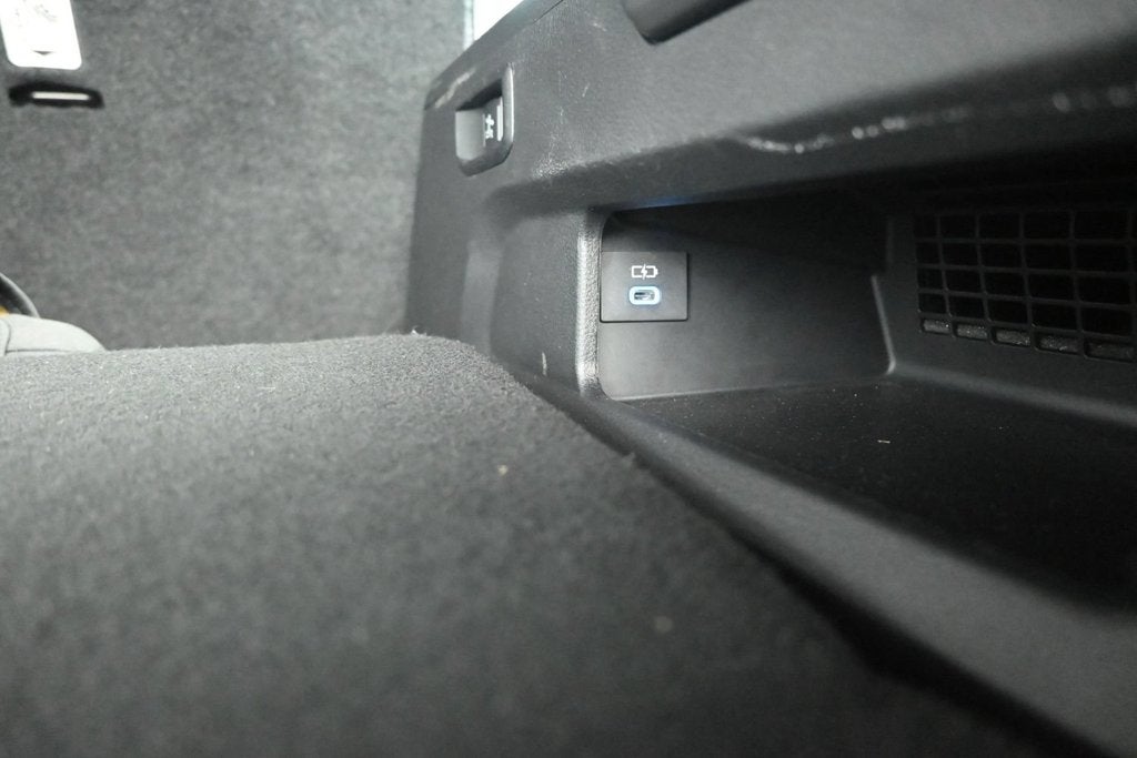 2024 Toyota Sequoia TRD Pro - Photo 40