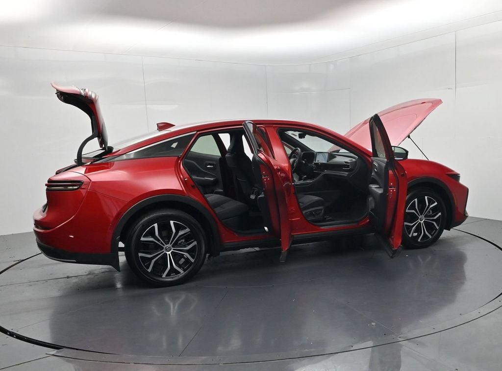 2023 Toyota Crown XLE