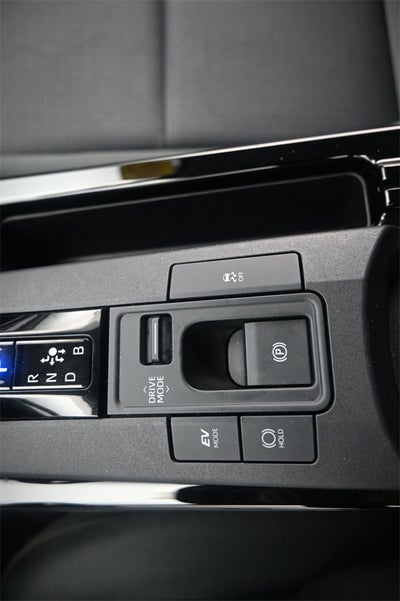 2025 Toyota Prius LE