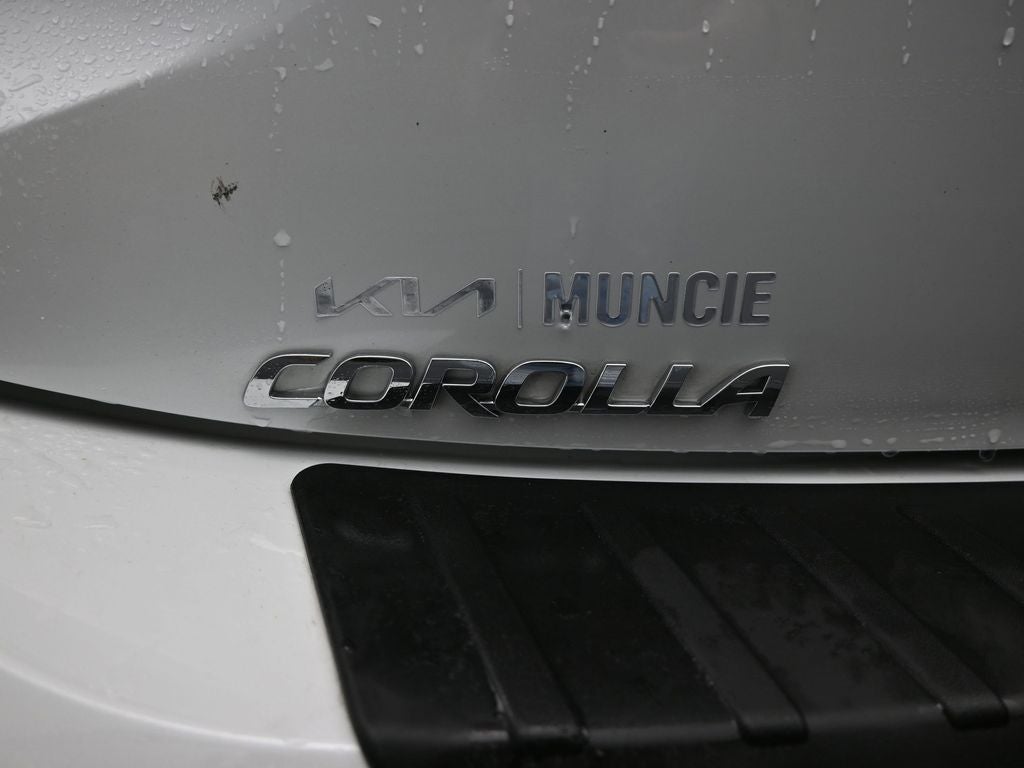 2023 Toyota Corolla Hatchback SE