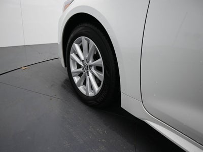 2023 Toyota Corolla Hatchback SE