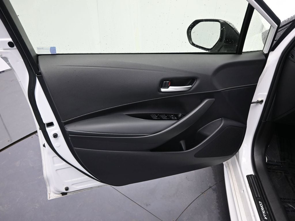 2023 Toyota Corolla Hatchback SE