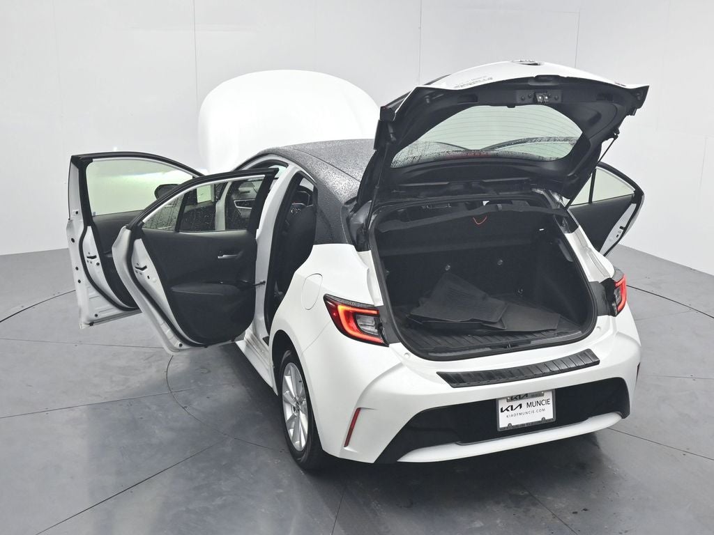 2023 Toyota Corolla Hatchback SE