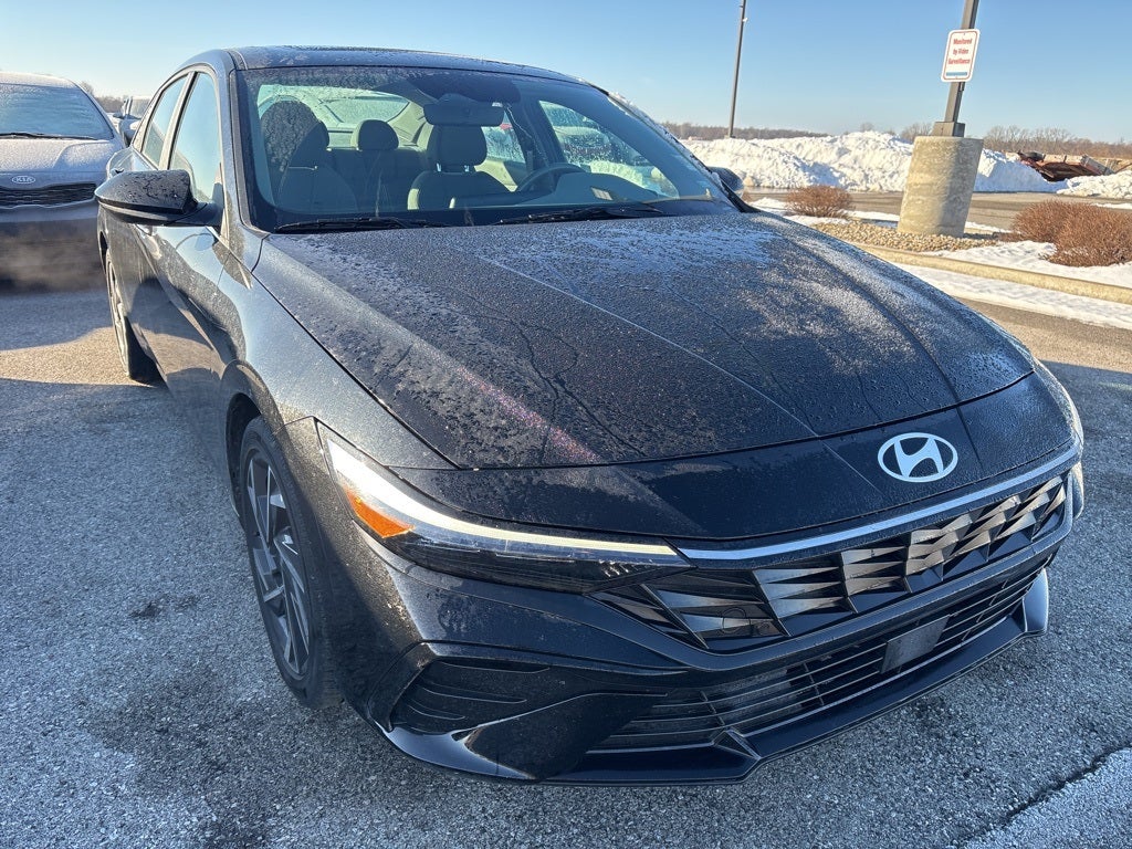 2025 Hyundai Elantra SEL Convenience