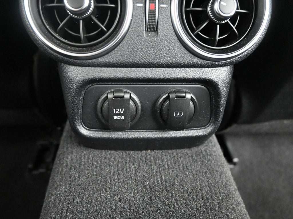 2023 Kia Stinger GT-Line