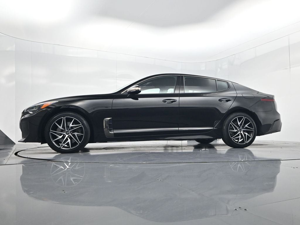 2023 Kia Stinger GT-Line