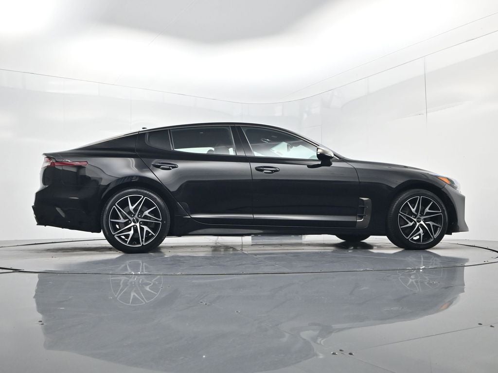 2023 Kia Stinger GT-Line
