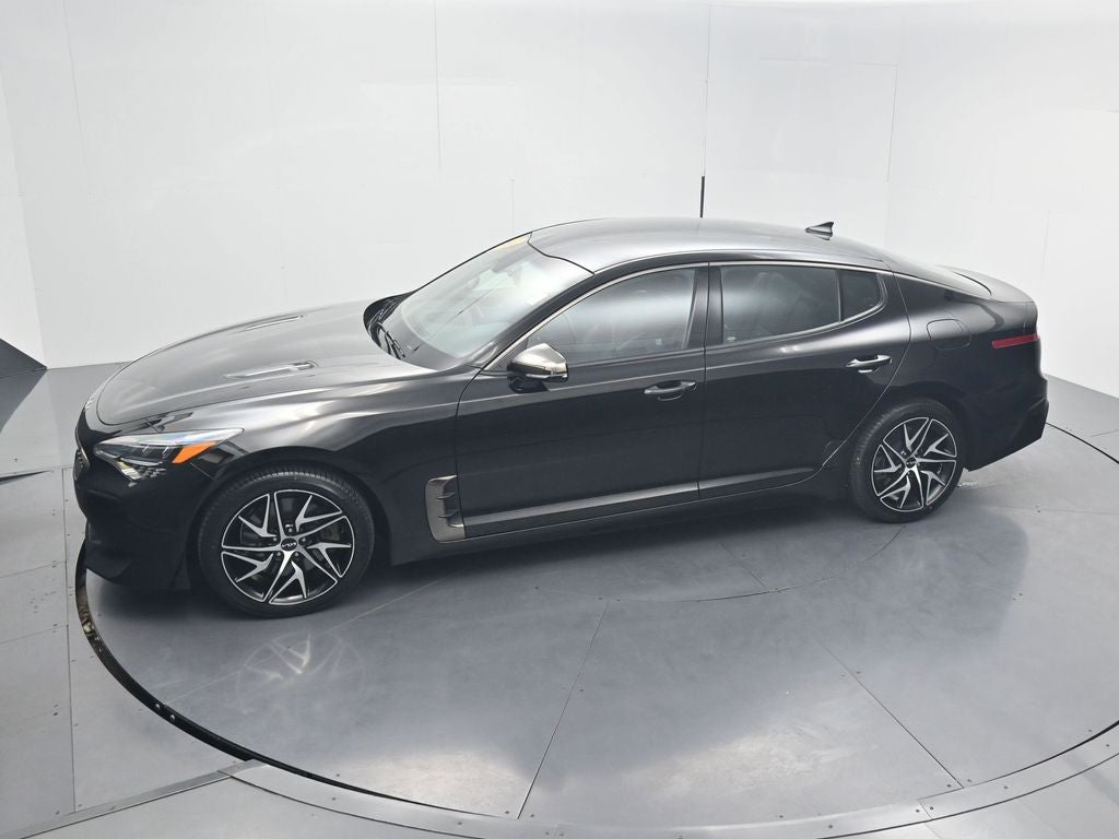2023 Kia Stinger GT-Line