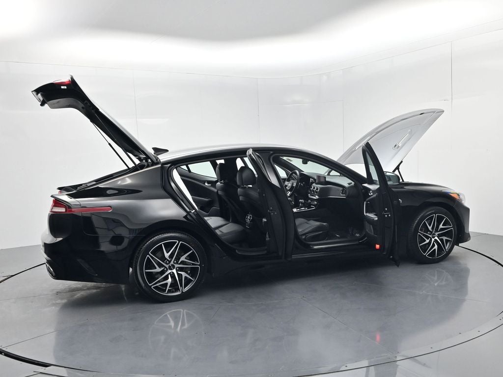 2023 Kia Stinger GT-Line