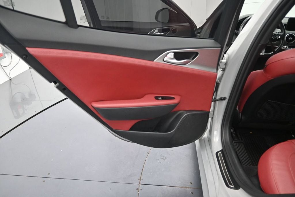 2022 Kia Stinger GT1