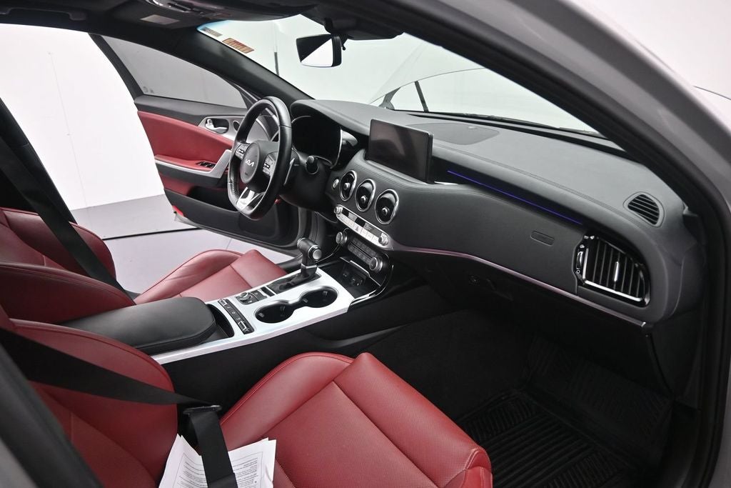 2022 Kia Stinger GT1